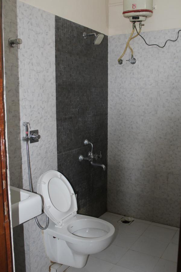 Royale Inn Vapi Exteriér fotografie