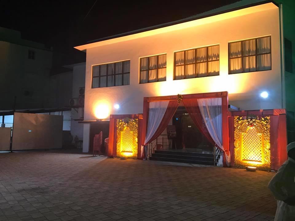 Royale Inn Vapi Exteriér fotografie