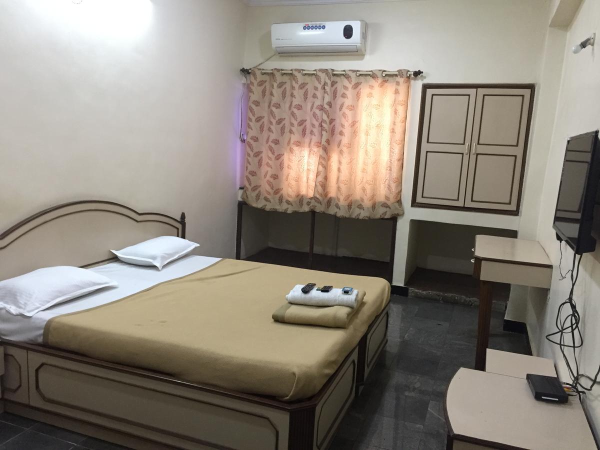 Royale Inn Vapi Exteriér fotografie