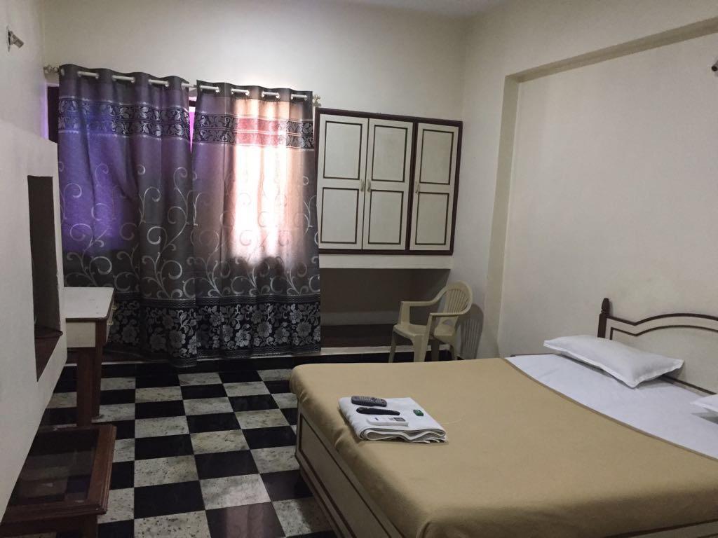 Royale Inn Vapi Exteriér fotografie